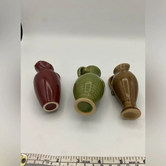 Chinese Celadon Rib Ceramic Stoneware Pottery Miniature Vase Elegant Expressions - Picture 7 of 7